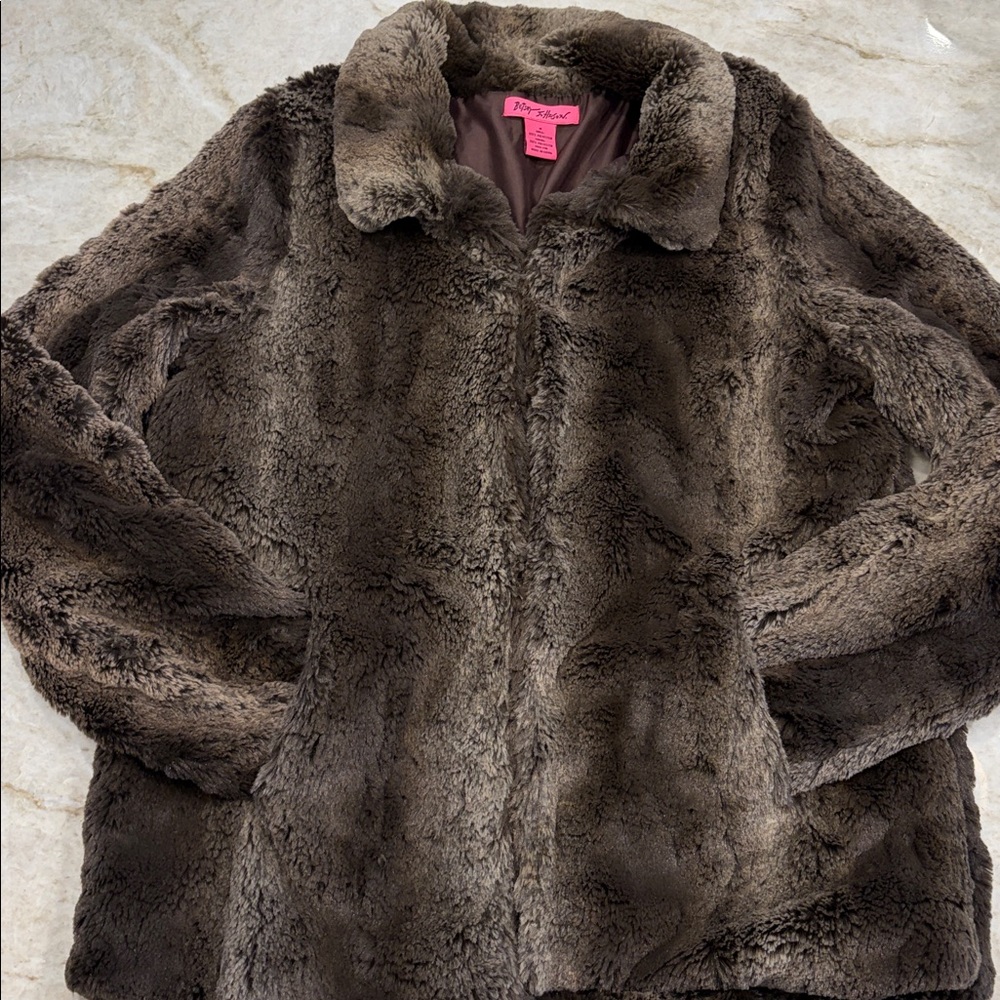 Betsey Johnson Brown/Tan Faux‎ Fur Teddy Coat Size M Lined Hook Eye Closure - Picture 6 of 14